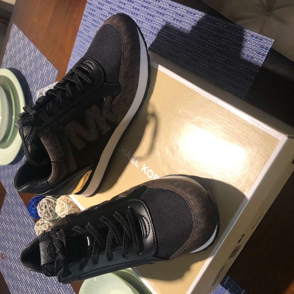 Michael Kors Sneakers